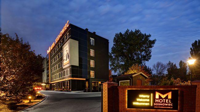 M Hotel سوسنوفييتس المظهر الخارجي الصورة