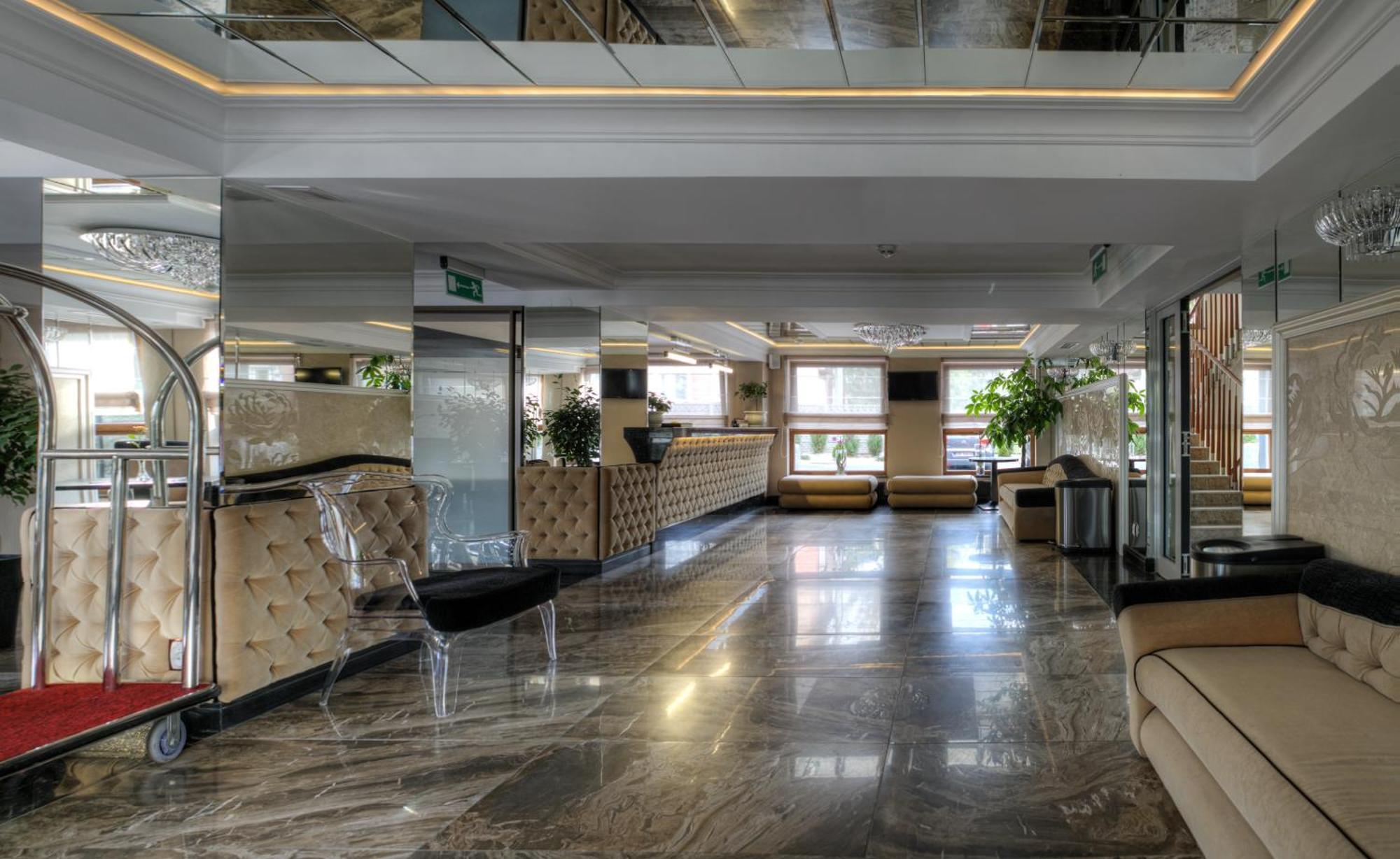 M Hotel سوسنوفييتس المظهر الداخلي الصورة